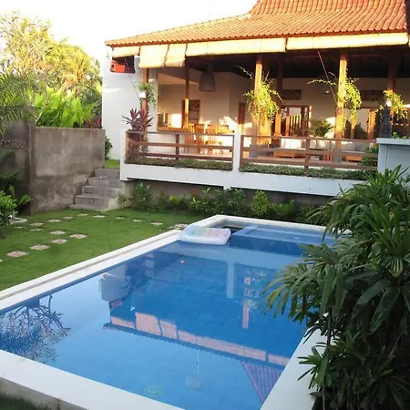 Jungle Joglo Villa