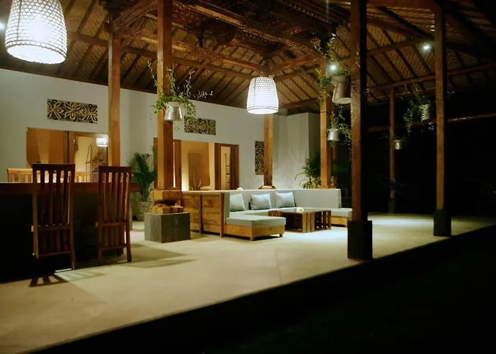 Jungle Joglo Villa *
